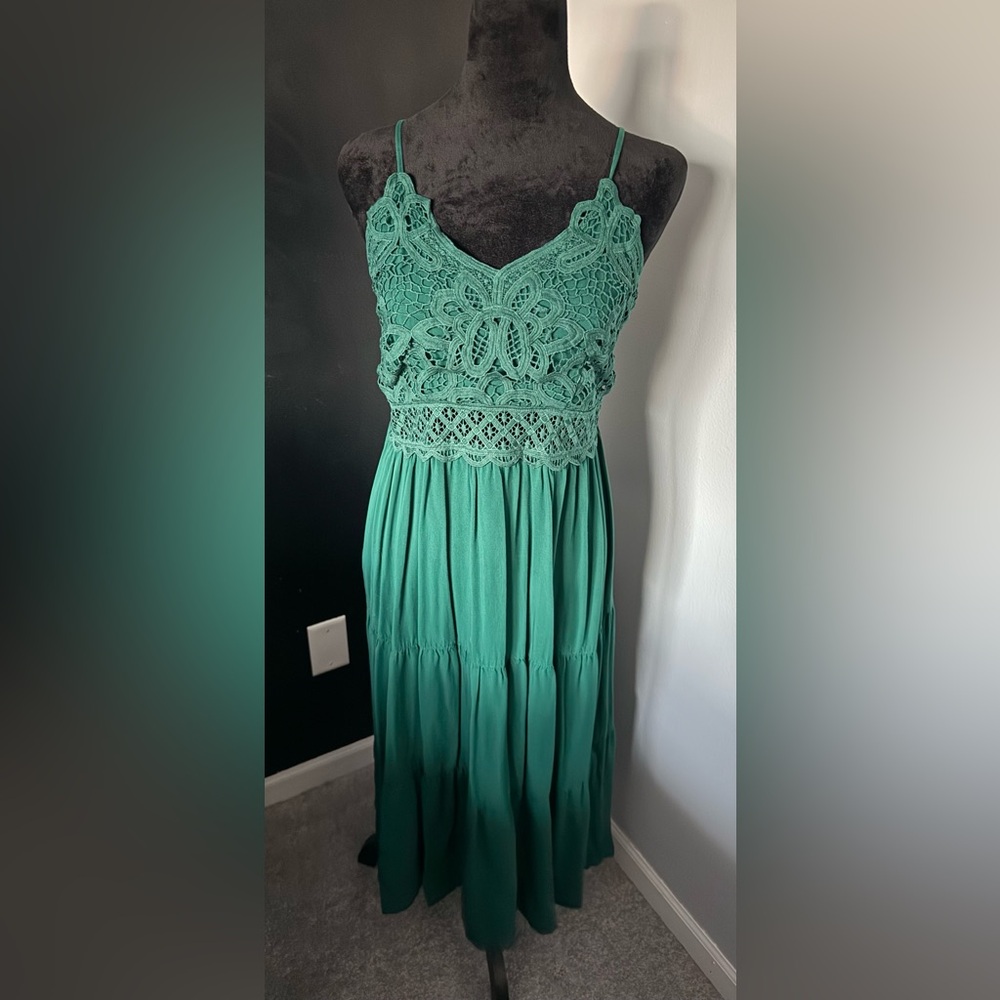Green Lace Midi Dress